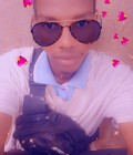 Встретьте Мужчинa : Ibrahima ly, 29 лет до Россия  Bamako